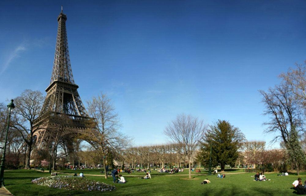 Ferienwohnung Eiffel Tower Champs De Mars Paris Exterior foto